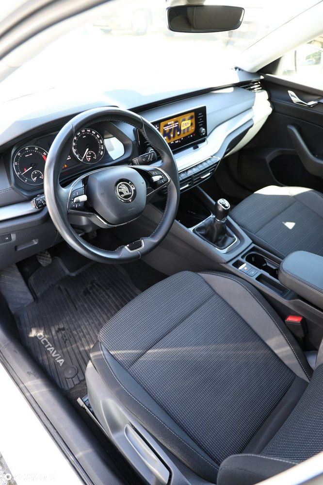 Skoda Octavia - 12