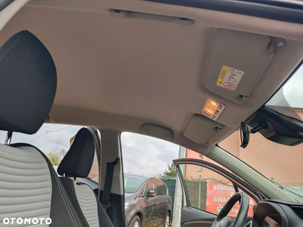 Toyota Yaris 1.0 Premium - 33