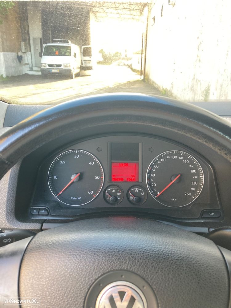 VW Golf 1.9 TDi Confortline DSG - 3