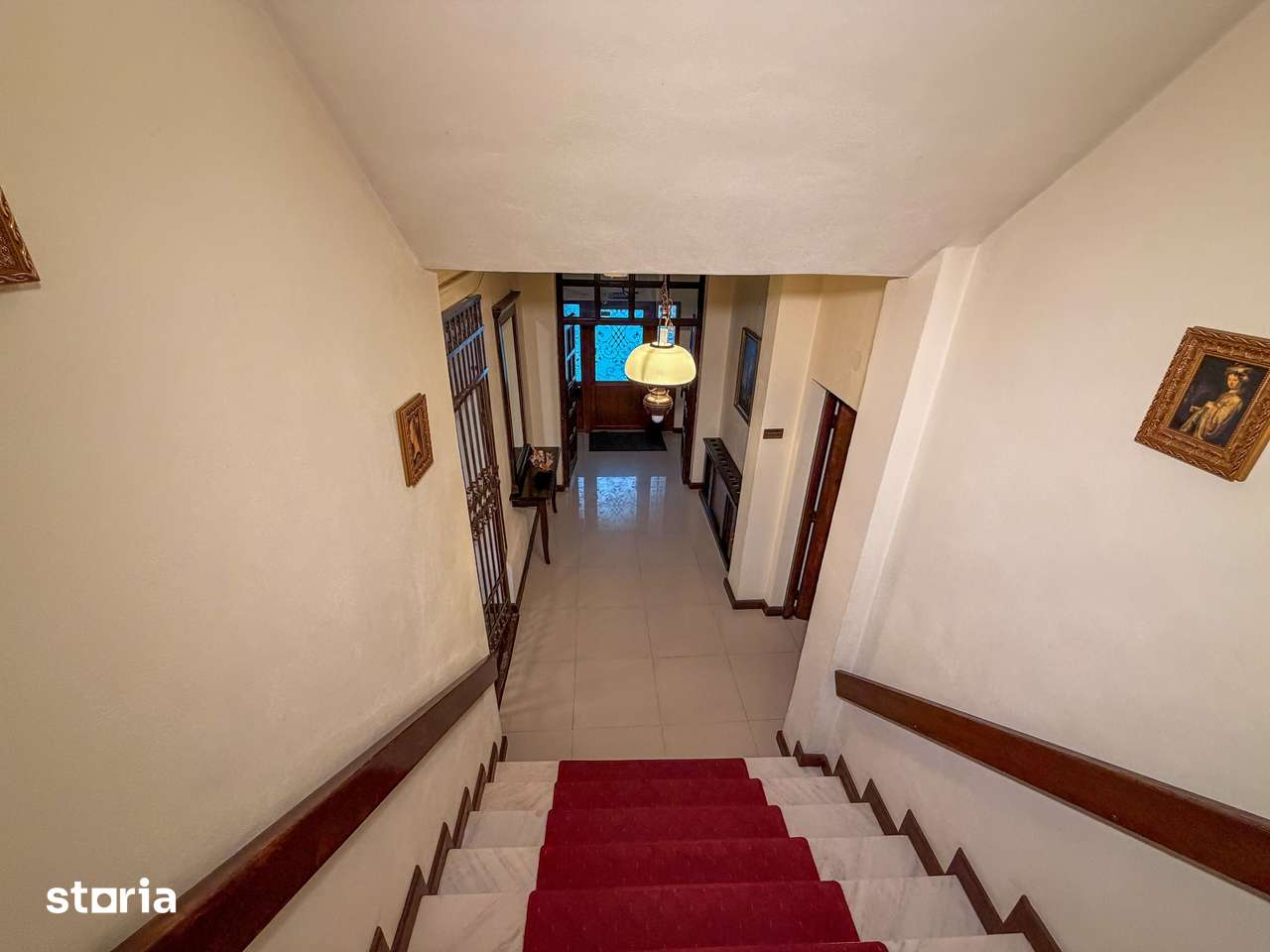 Hotel / Pensiune cu 10 camere de vânzare - afacere la cheie - Imagine principală: 2/6