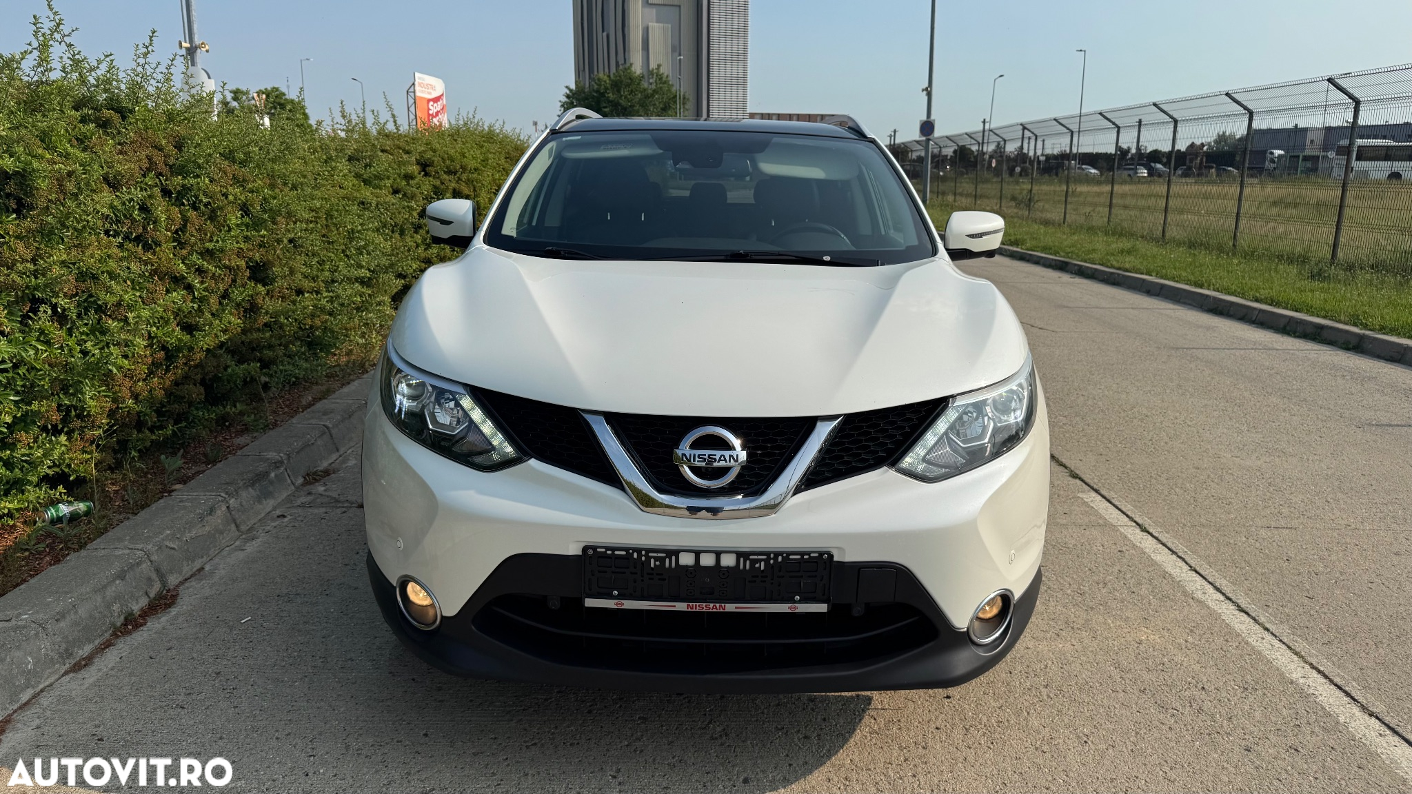 Nissan Qashqai 1.5 DCI Start/Stop Tekna - 13