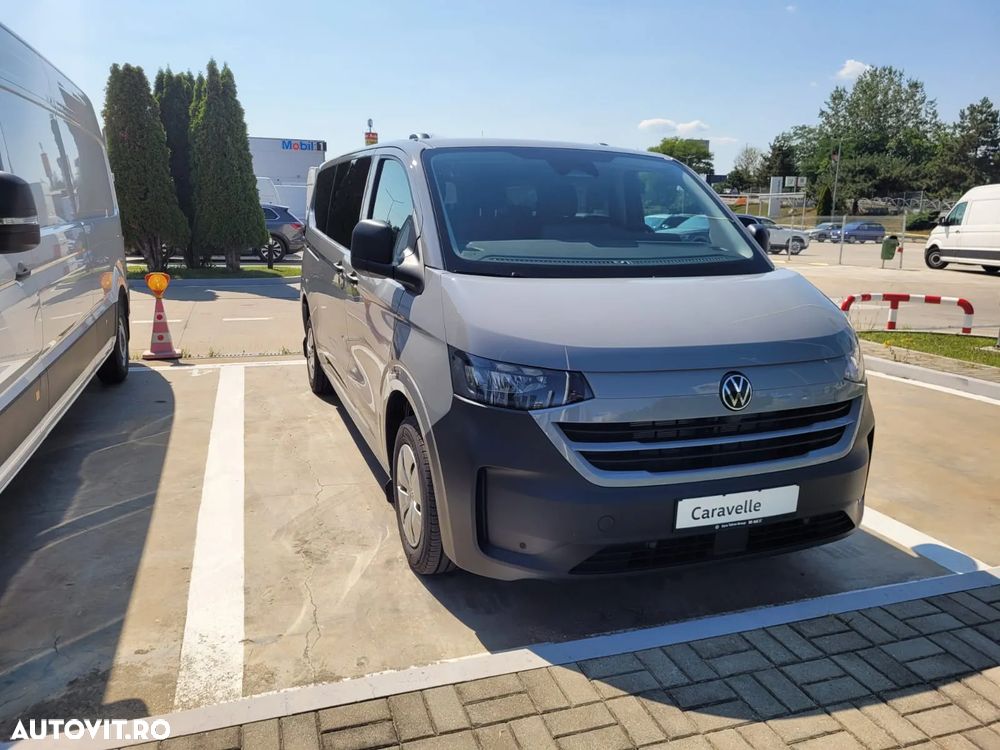 Volkswagen Caravelle - 1