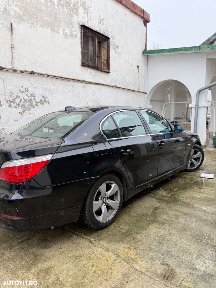 BMW Seria 5 520d - 4