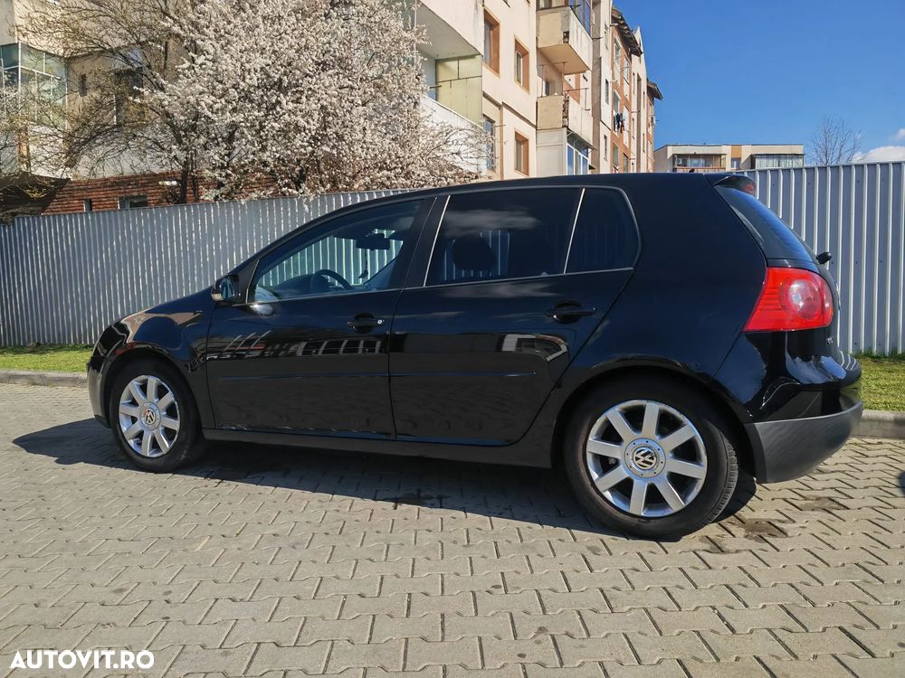 Volkswagen Golf - 4