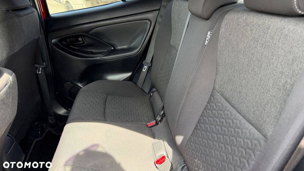 Toyota Yaris Cross 130 1.5 VVT-i Lounge - 18