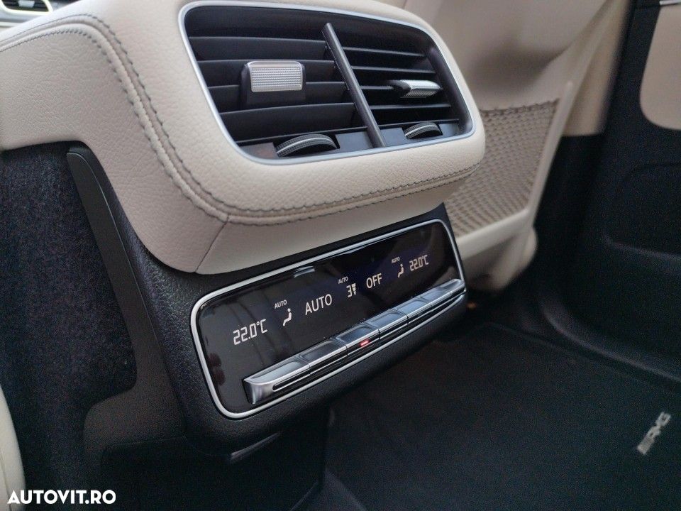 Mercedes-Benz GLS - 24