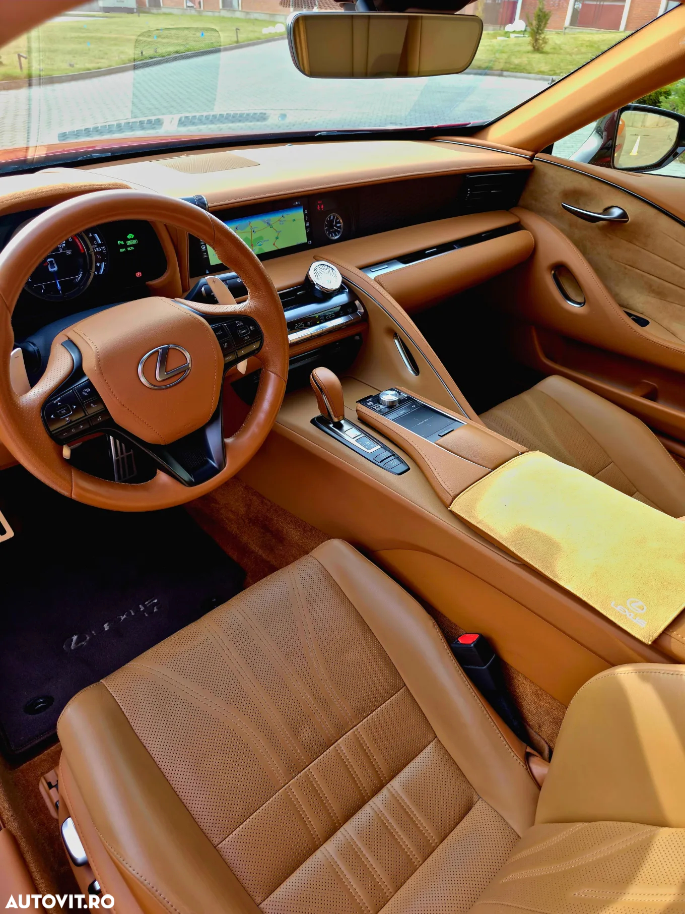 Lexus LC 500h Luxury - 3