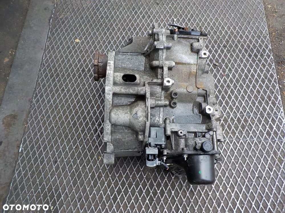 VOLKSWAGEN GOLF VI 2.0 TDI ORG SKRZYNIA BIEGÓW MLE - 3