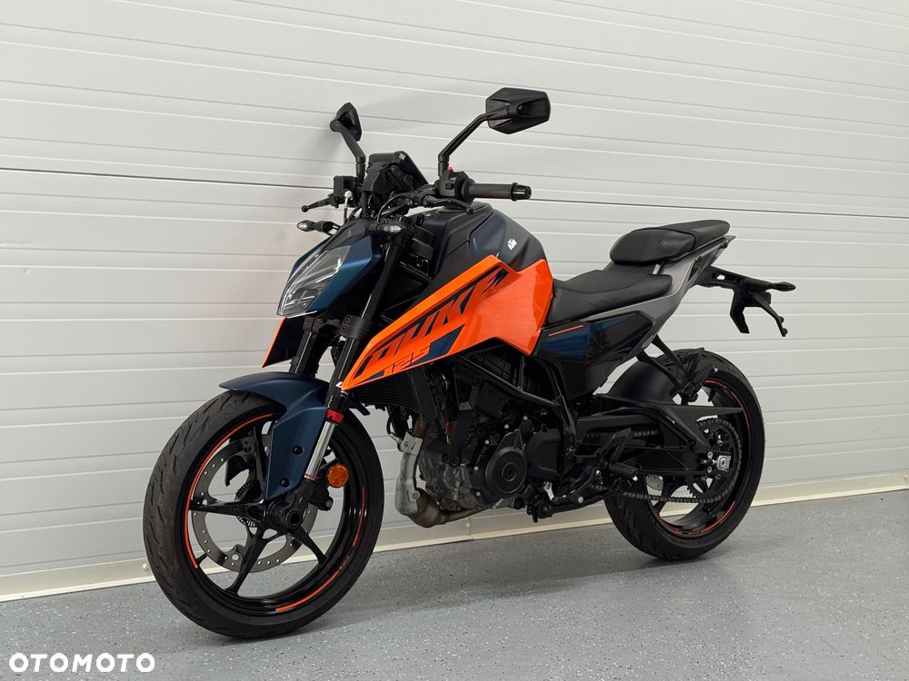 KTM Duke 125 - 18