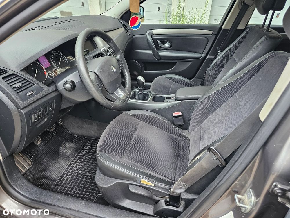 Renault Laguna 2.0 DCi Expression - 8