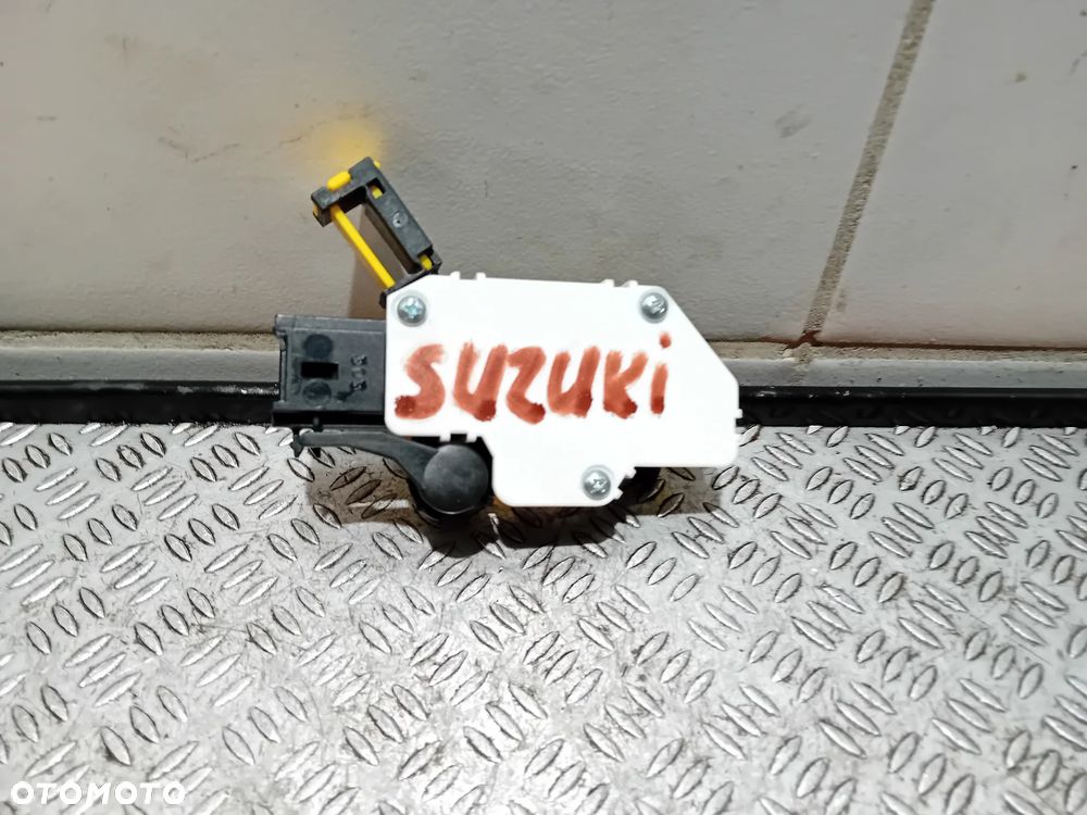 czujnik pedału sprzęgła Suzuki SX4 S-Cross 2017 66659B011 - 2