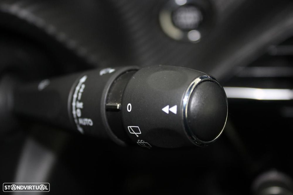 Peugeot e-208 50 kWh GT Line - 17