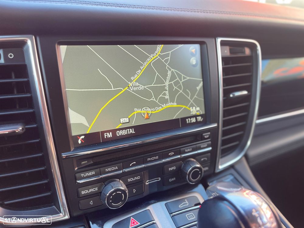 Porsche Panamera S E-Hybrid - 32
