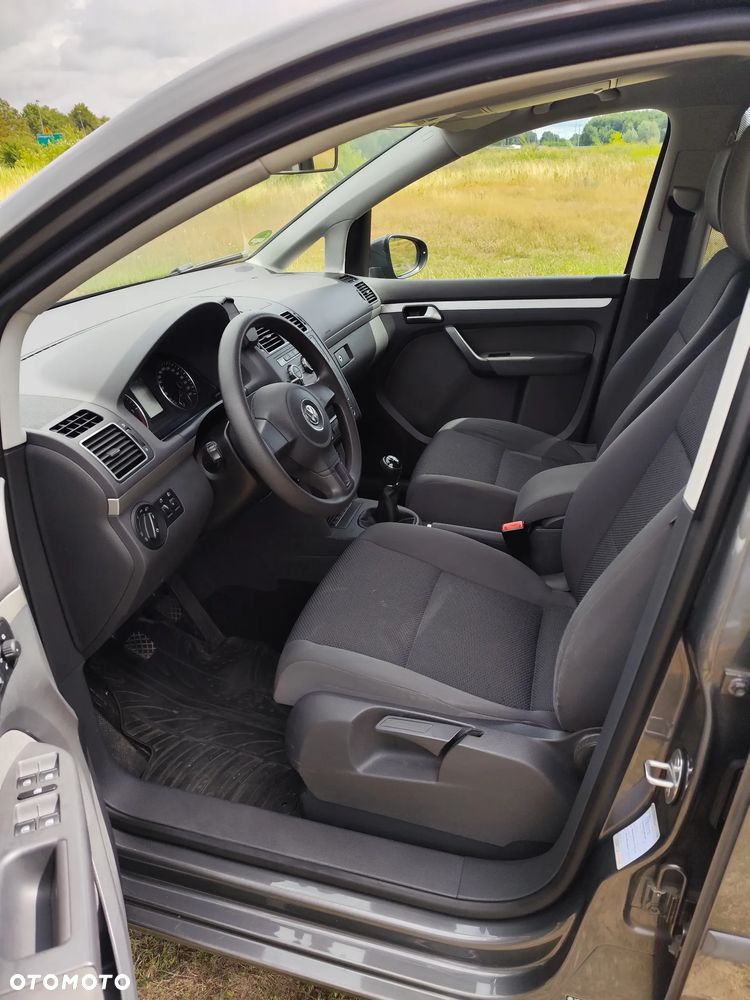 Volkswagen Touran 1.6 TDI DPF BlueMotion Technology Comfortline - 10
