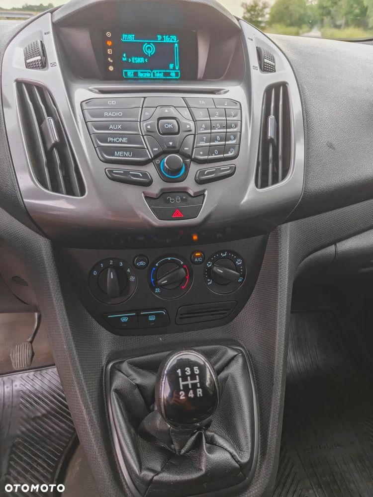 Ford Connect - 10