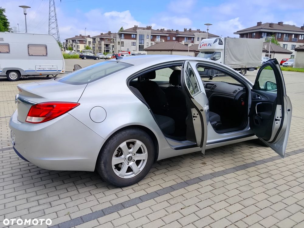 Opel Insignia 1.8 - 15