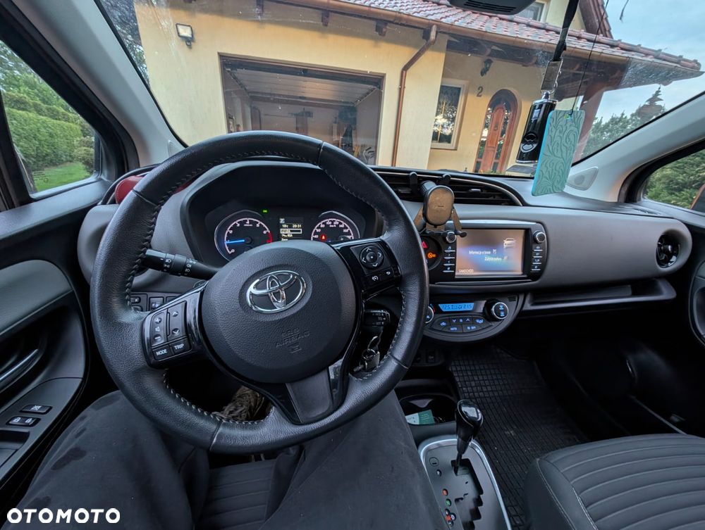 Toyota Yaris - 2
