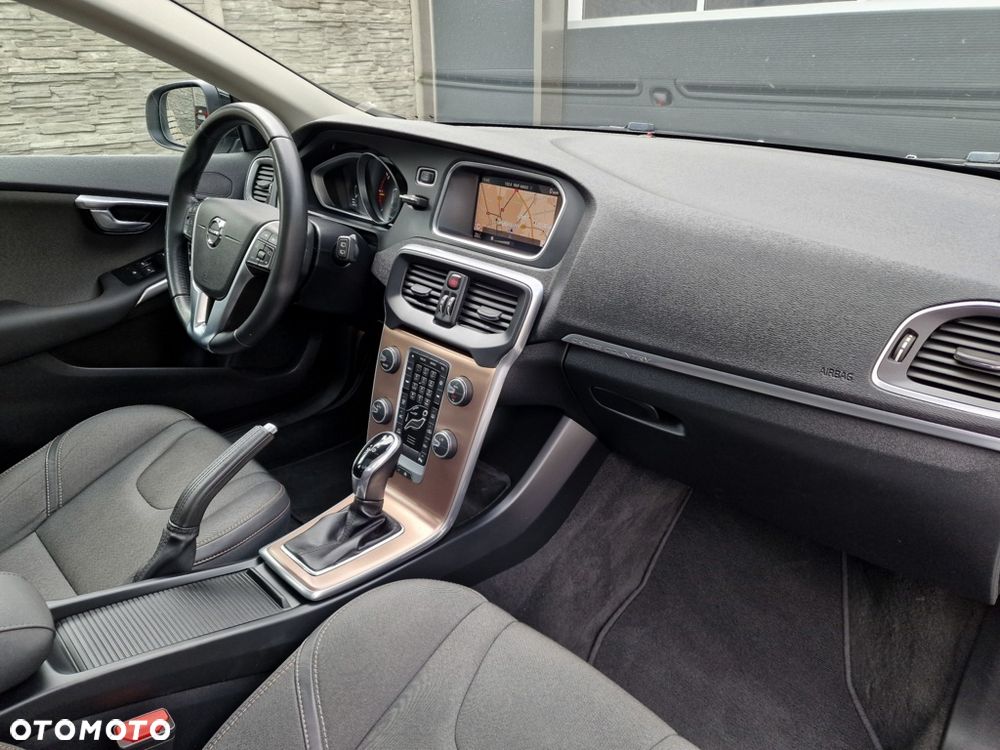 Volvo V40 Cross Country D2 Geartronic Momentum - 27