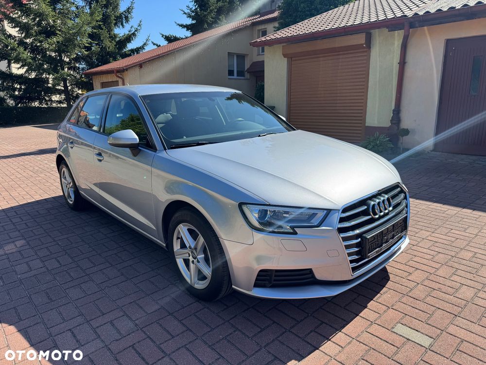 Audi A3 Sportback 1.0 TFSI design - 6