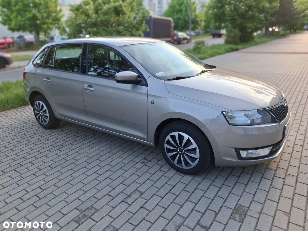 Skoda RAPID 1.2 TSI Ambition - 4