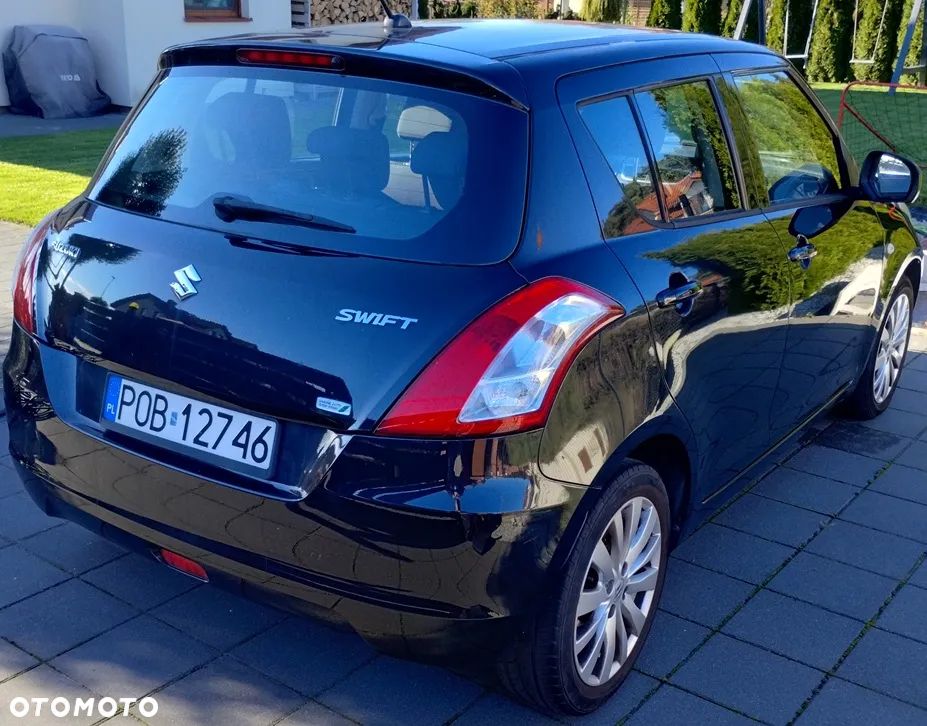 Suzuki Swift - 1