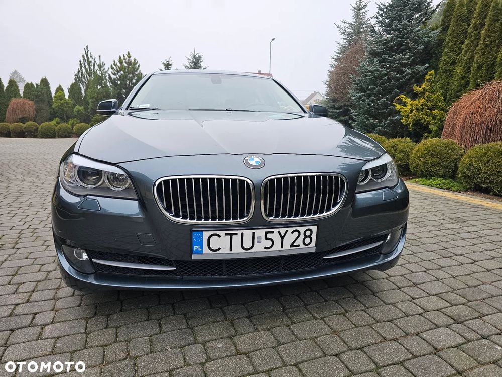 BMW Seria 5 528i - 6