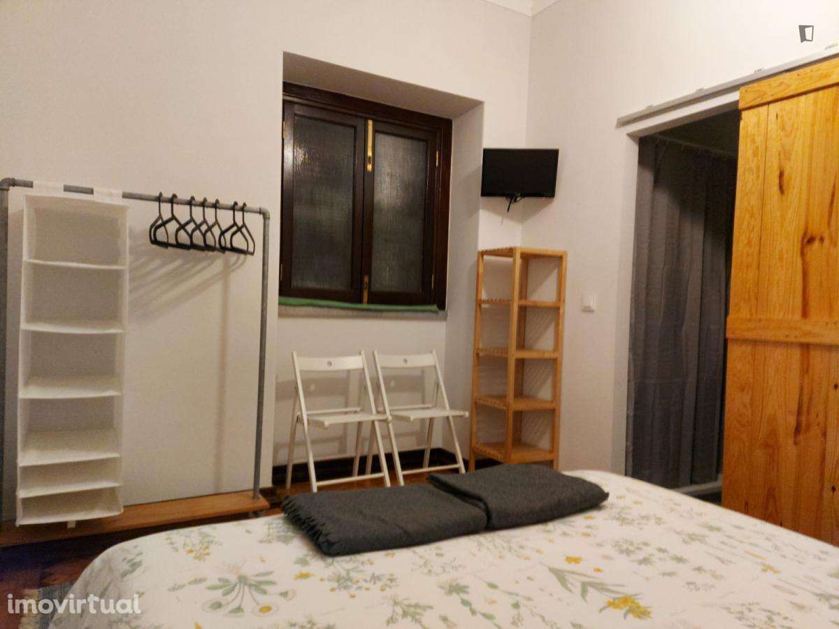 Quarto - localizado em Peniche - Grande imagem: 3/60