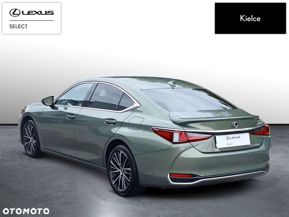 Lexus ES 300h Prestige - 4