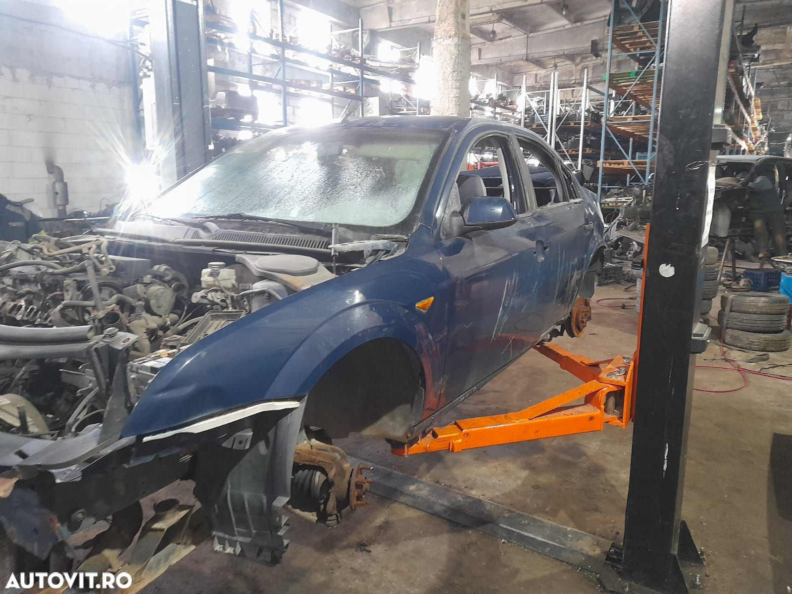 Plansa bord Ford Mondeo MK3 [2000 - 2003] 2.0 tddi d5ba - 11