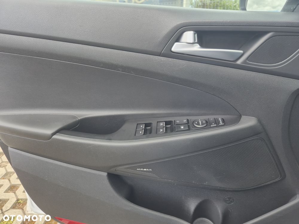 Hyundai Tucson 2.0 CRDi Premium 4WD - 17