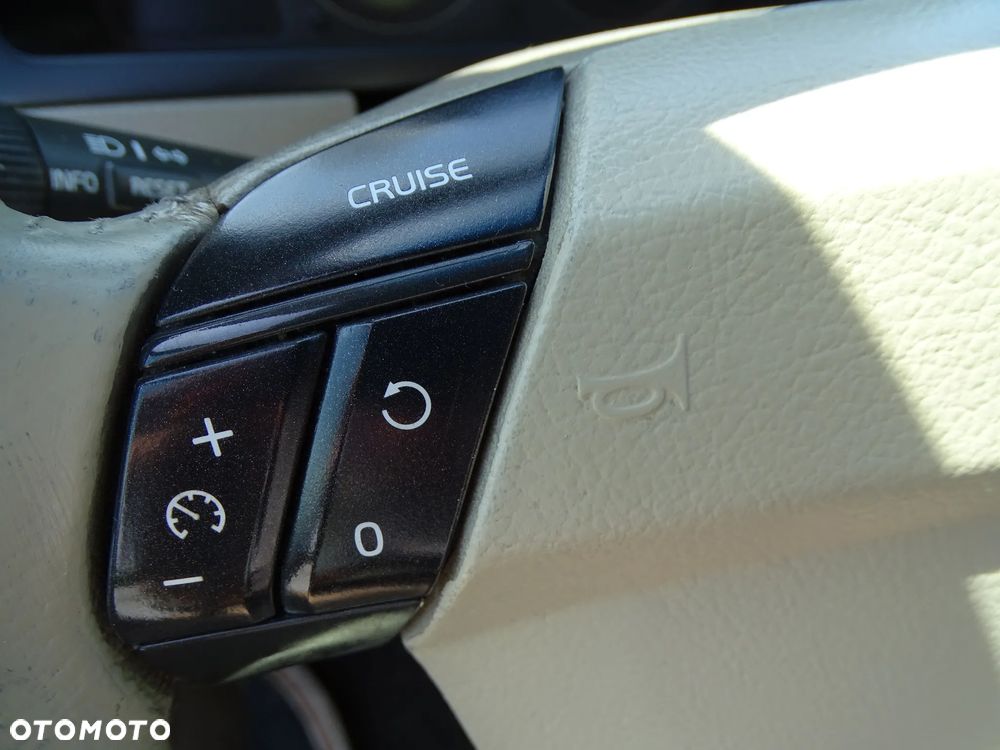 Volvo XC 90 2.4 D5 Kinetic - 19