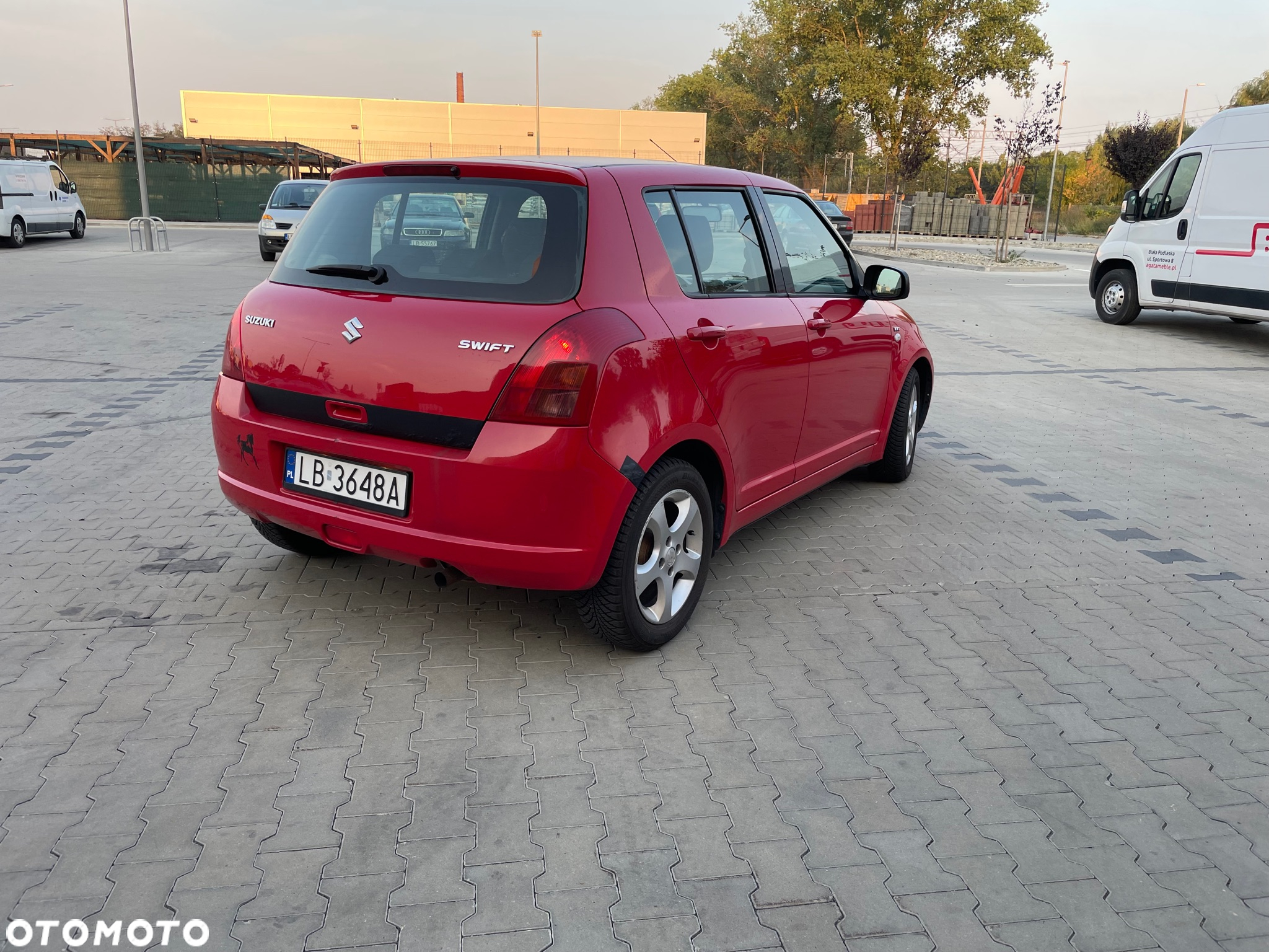 Suzuki Swift - 4