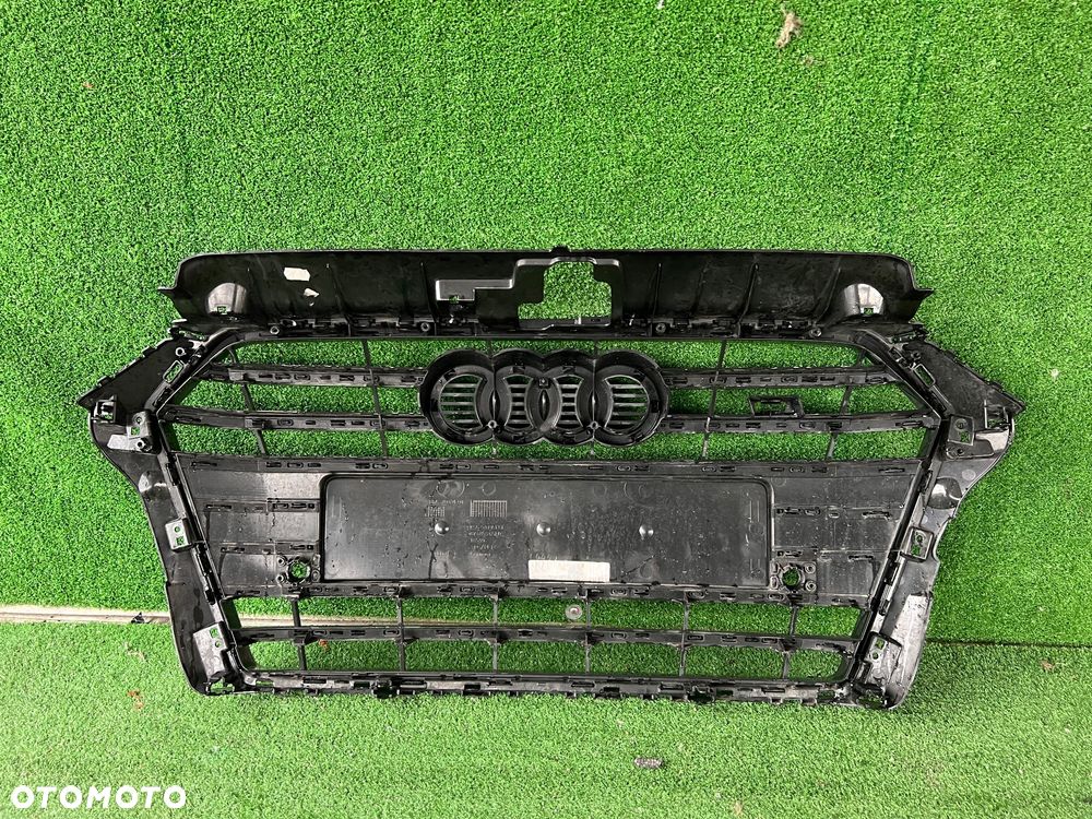 Audi A3 S3 8V5 lift 2016- Black Atrapa , Grill - 6