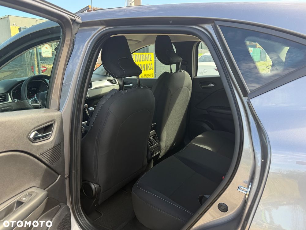 Renault Captur TCe 90 EVOLUTION - 9