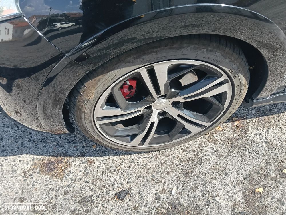 Peugeot 208 1.6 THP GTi Limited Edition - 39