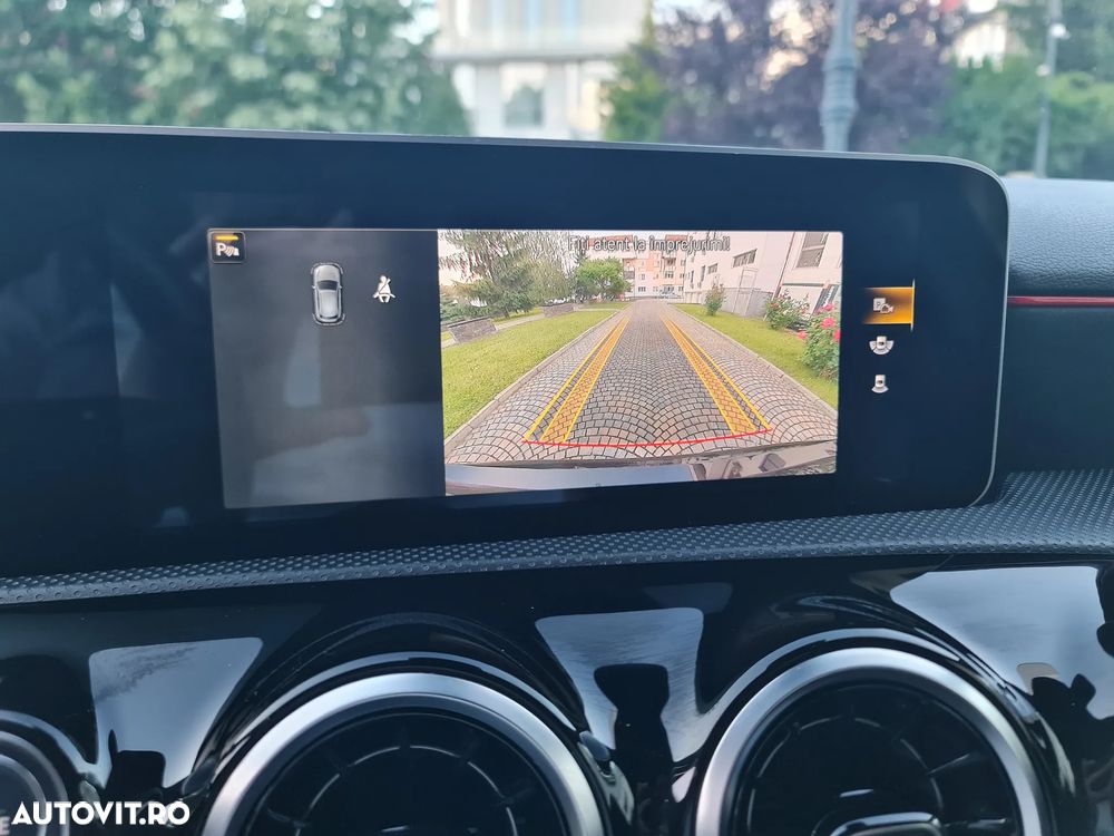 Mercedes-Benz A 180 d 7G-DCT AMG Line - 4