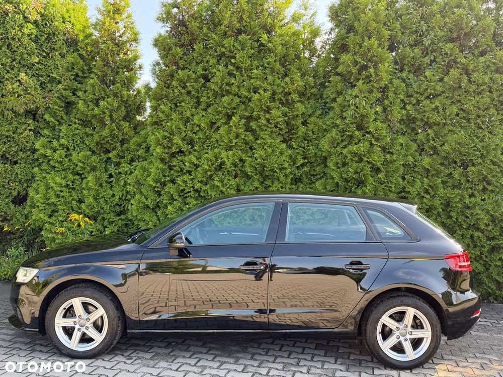 Audi A3 Sportback 30 TFSI S tronic - 6