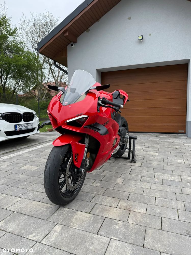 Ducati Panigale V4 - 8