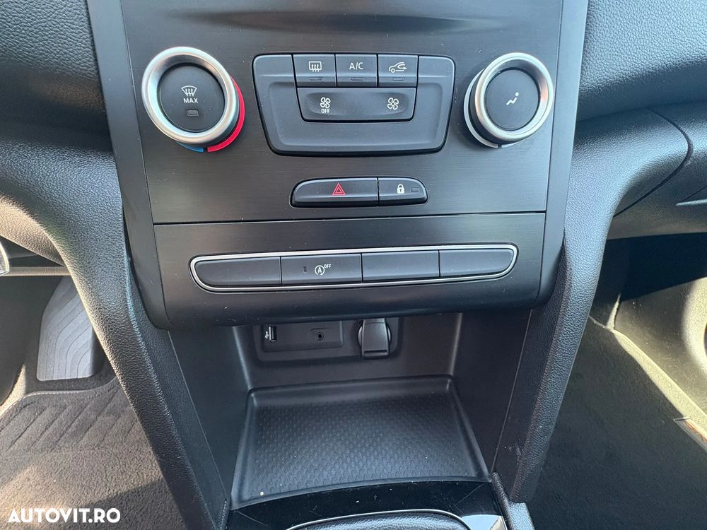 Renault Megane TCE 114 GPF Life - 8