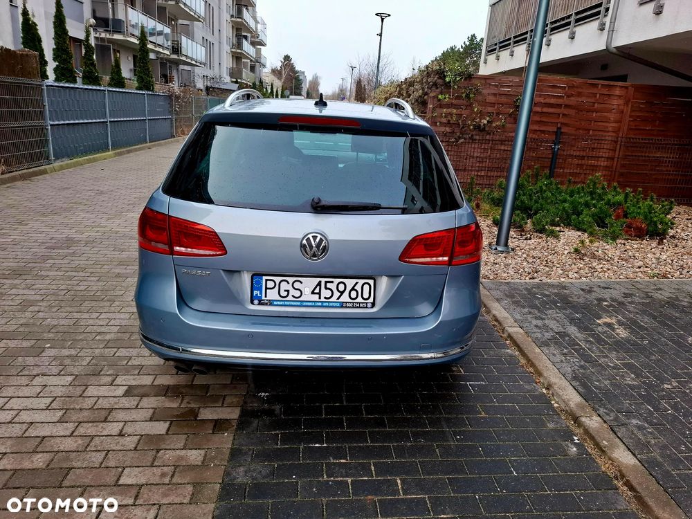 Volkswagen Passat 2.0 TDI DPF DSG Highline - 9