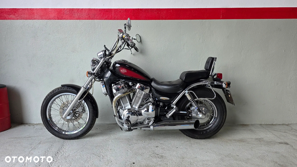 Suzuki Intruder