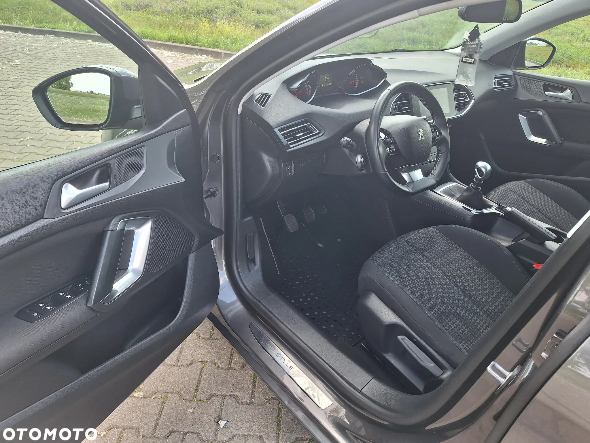 Peugeot 308 BlueHDi FAP 130 Stop & Start Style - 11