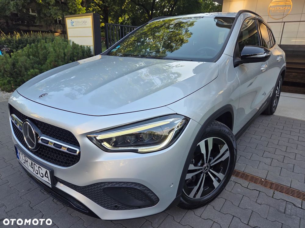 Mercedes-Benz GLA 250 4-Matic AMG Line - 3