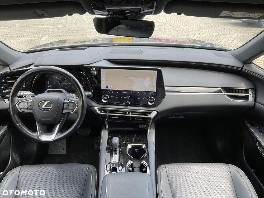 Lexus RX - 9