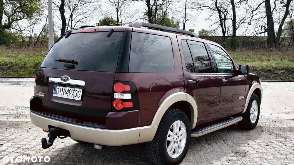 Ford Explorer 4.0 4WD - 8