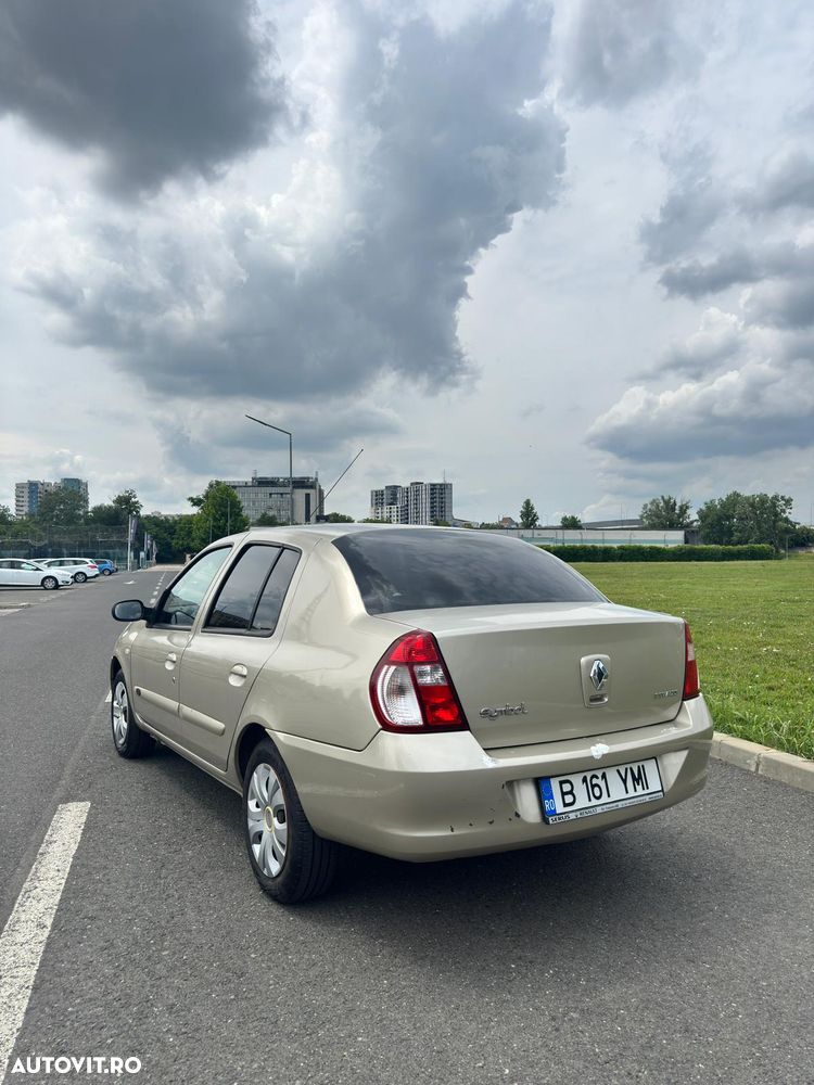 Renault Symbol - 2