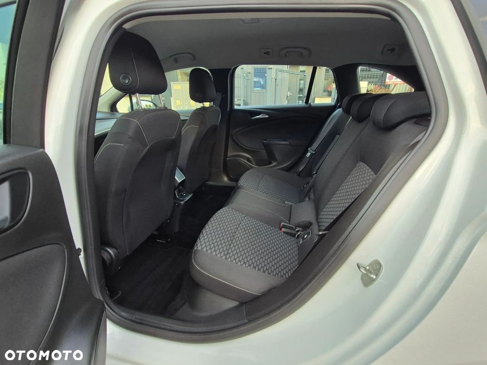 Opel Astra 1.5 D Start/Stop 2020 - 12
