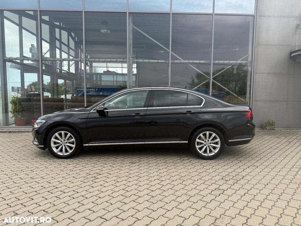 Volkswagen Passat 2.0 TDI DSG Highline - 11