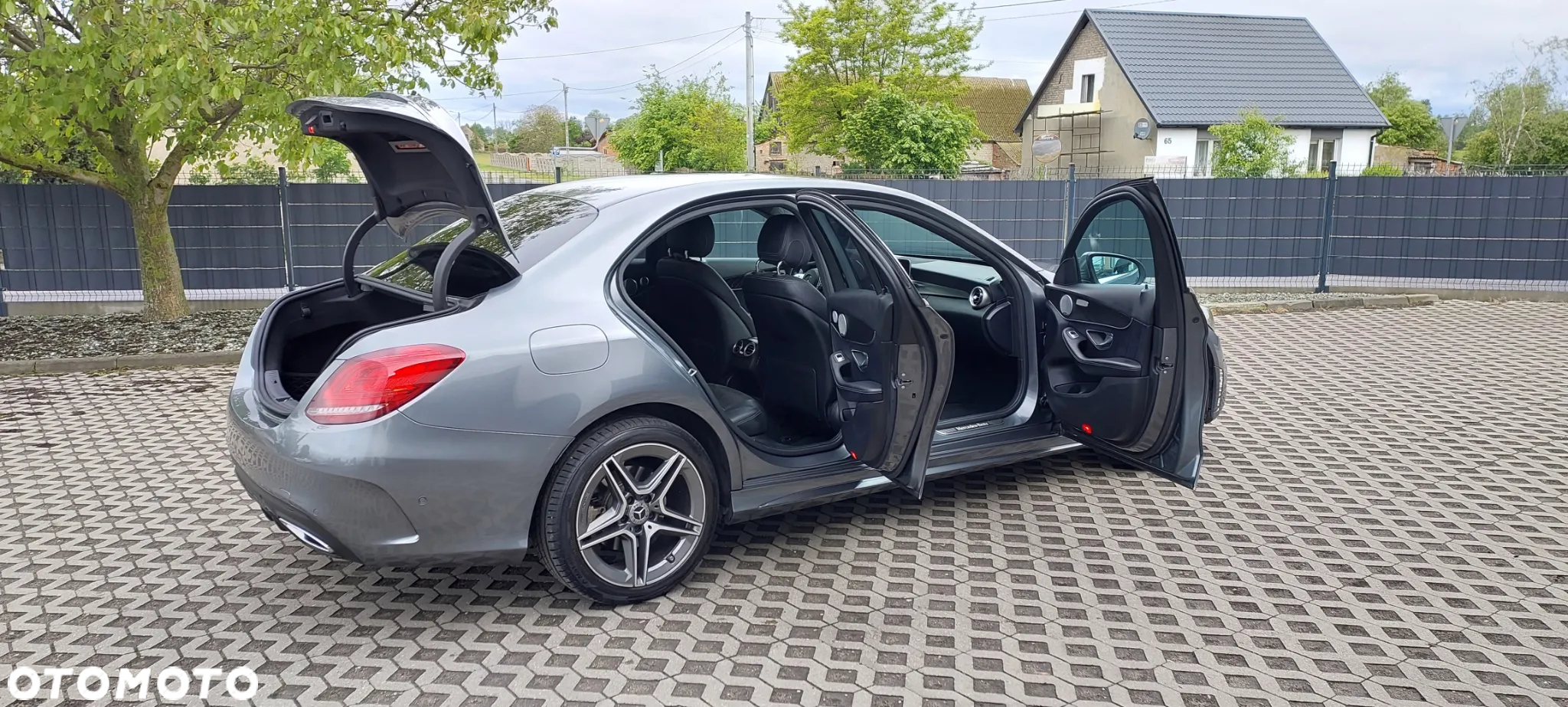 Mercedes-Benz Klasa C 220 d 9G-TRONIC - 23