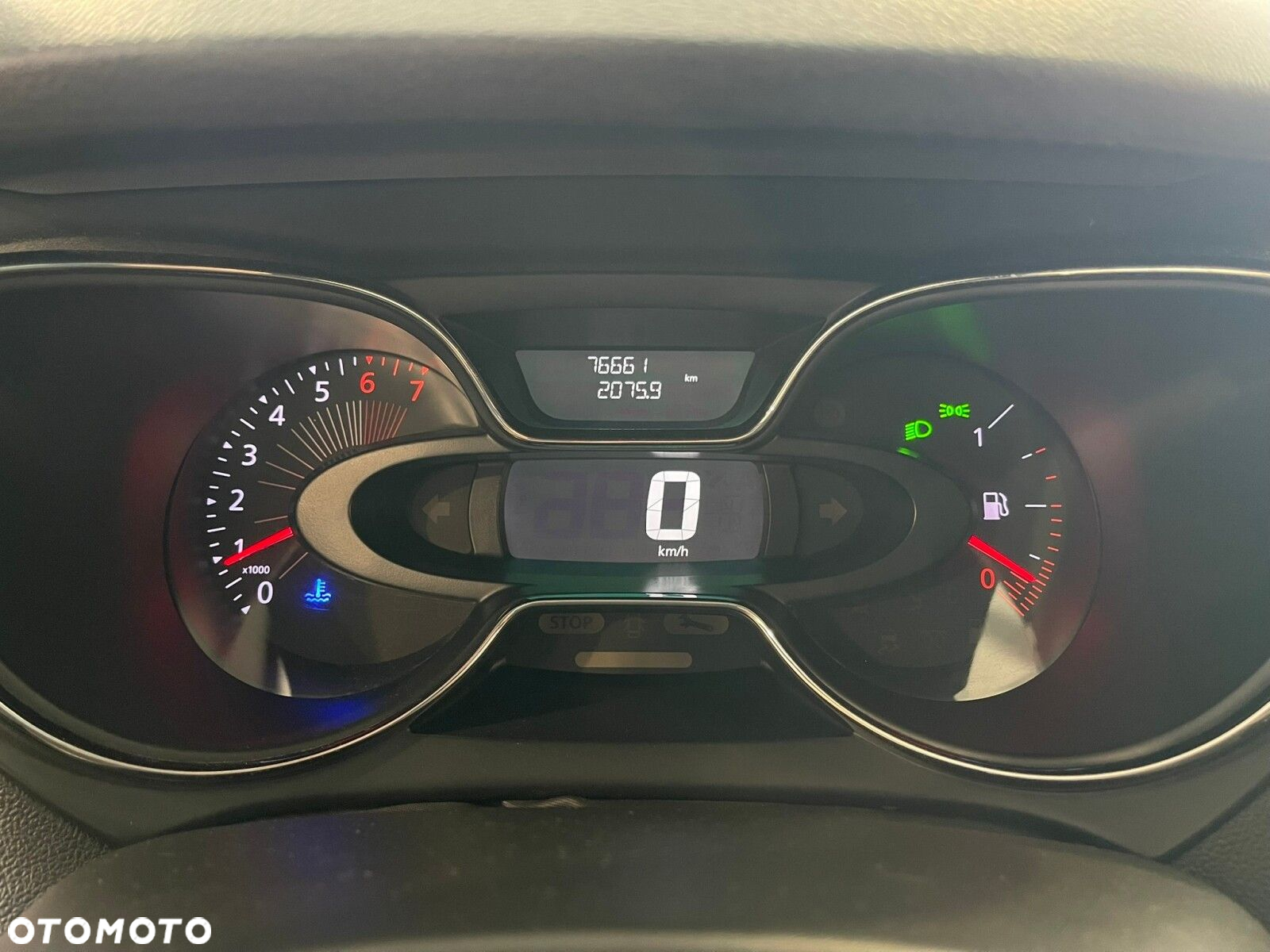 Renault Captur - 25